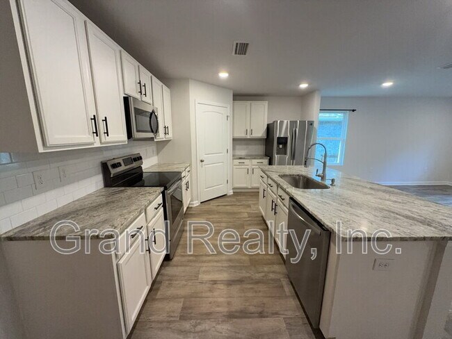 Building Photo - 4633 Integrity Ct
