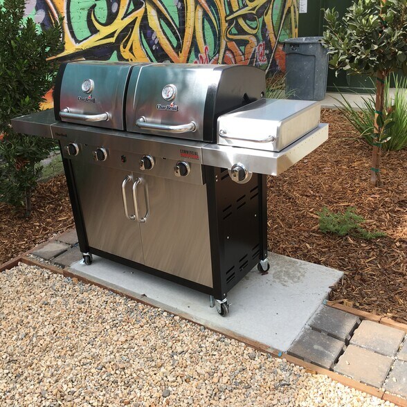 Outdoor Grilling - 1524 F St
