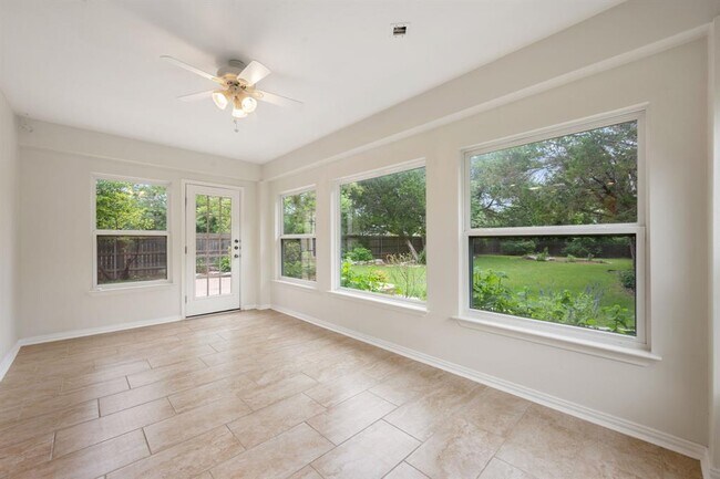 Building Photo - 8113 Campeche Bay Pl