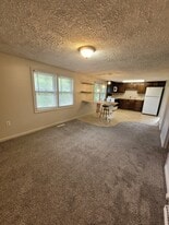 Building Photo - 1110 Pines Rd