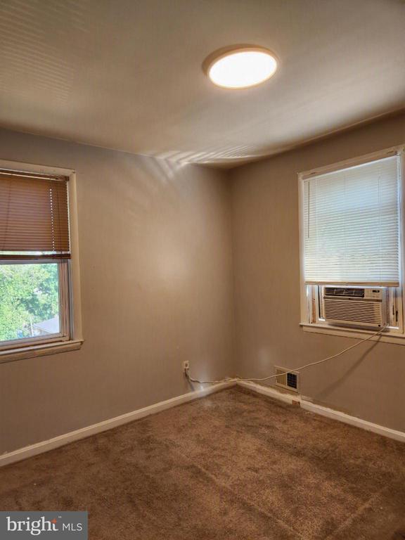 Building Photo - 3817 Birchview Ave