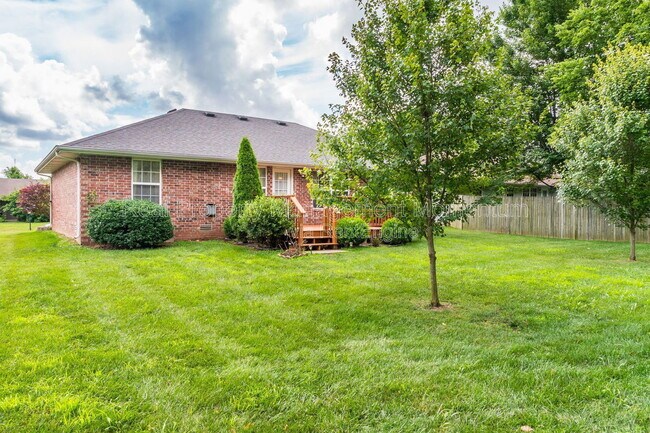 Building Photo - 3531 Leawood Ave