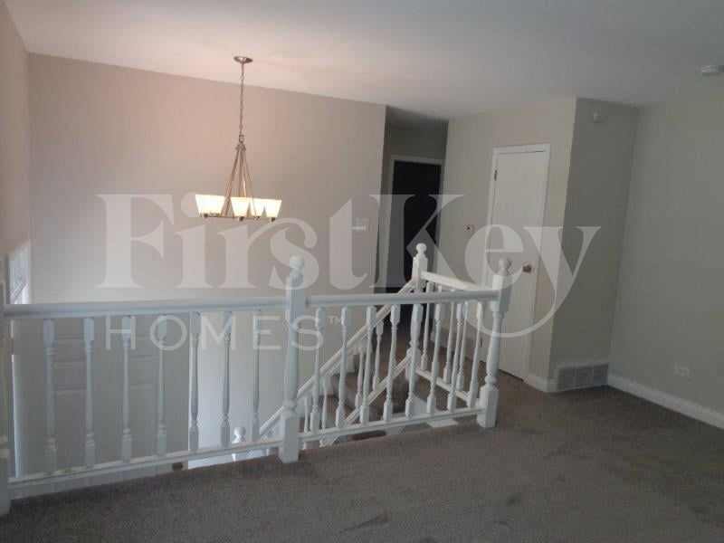 Building Photo - 451 E Mulberry Ct