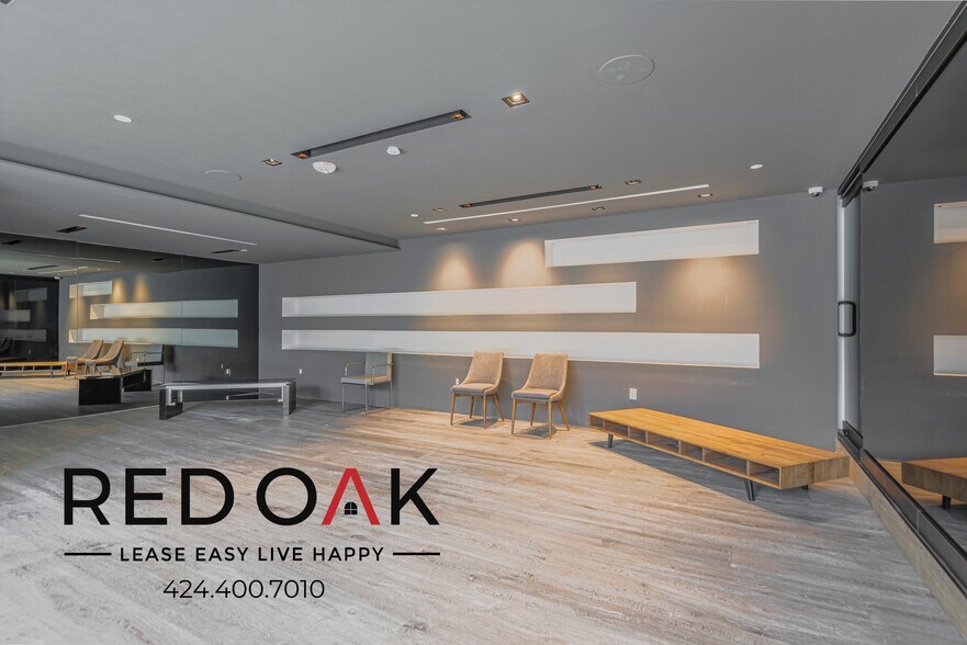 Building Photo - 8811 Burton Way