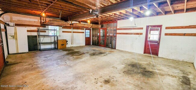 Building Photo - 1181 Sunny Point Dr