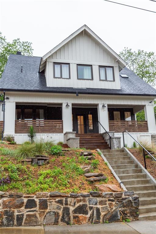 Building Photo - 724 Charles Allen Dr NE