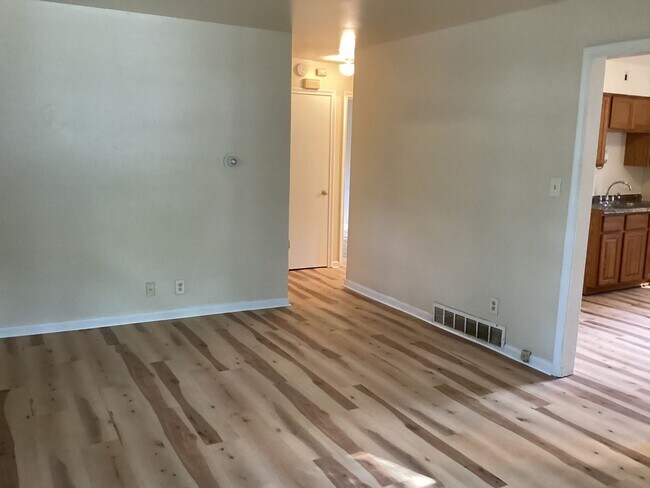 Building Photo - 5260-62 N 28th St