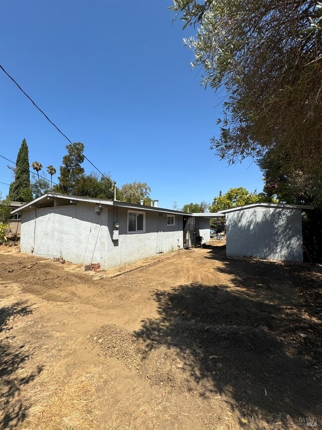 Building Photo - 313 Corkwood St