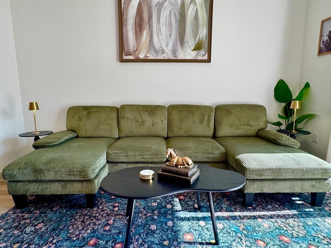 Building Photo - 1301 Leah Ave