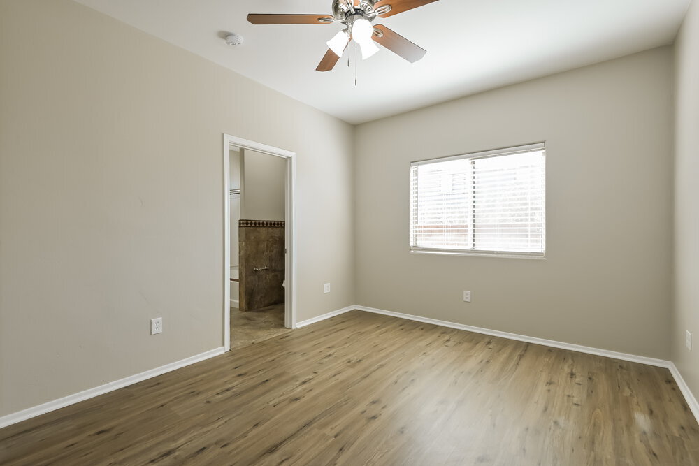 Building Photo - 11621 W Stone Hearth St