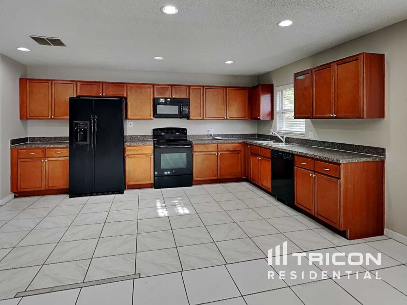 Building Photo - 7116 Green Needle Dr