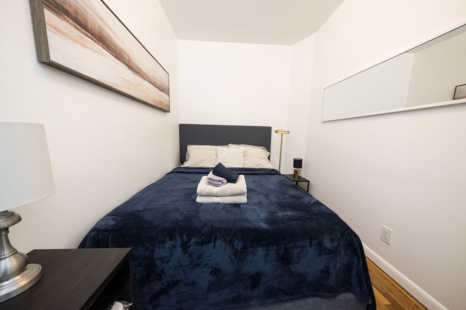 Building Photo - 317 E 75th St