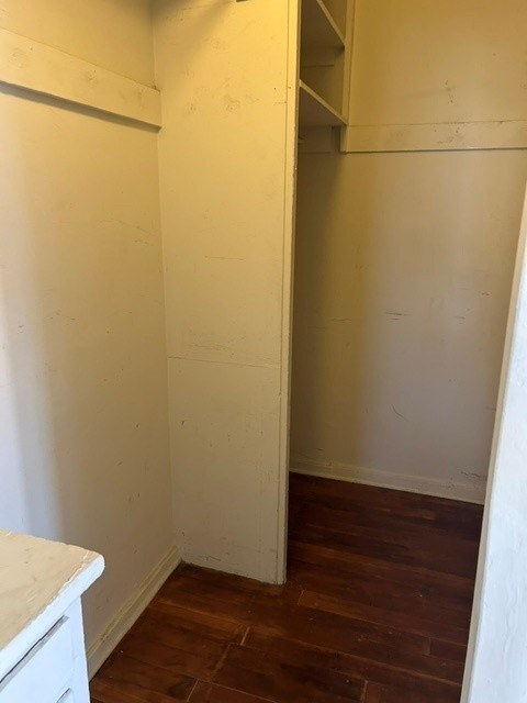 Floorplan - 2500 S Hobart Blvd
