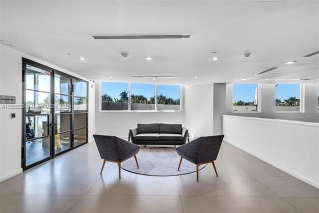 Building Photo - 3411 Indian Creek Dr