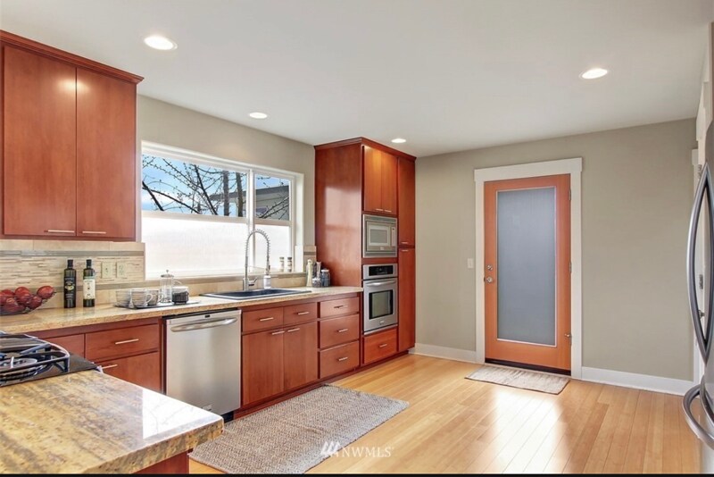 Building Photo - 6713 13th Ave NW