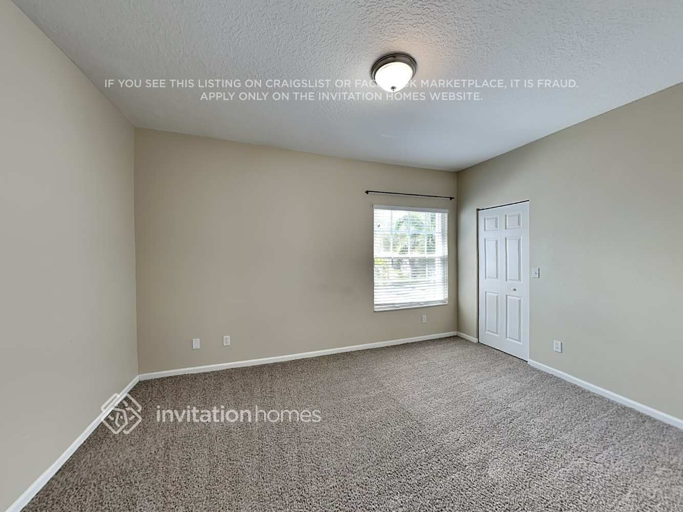 Building Photo - 10777 Pelican Dr