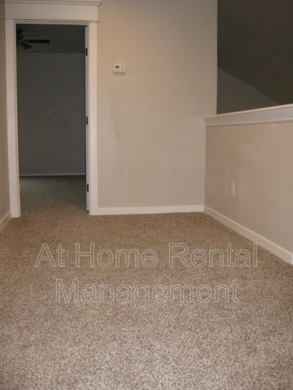 Building Photo - 9224 S Hudson Ave