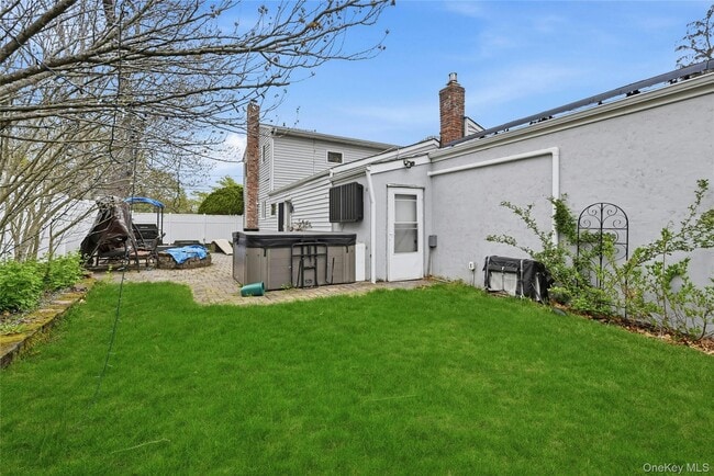 Building Photo - 38 Ormond Ave