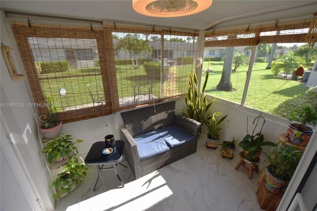 Building Photo - 2572 Emory Dr W