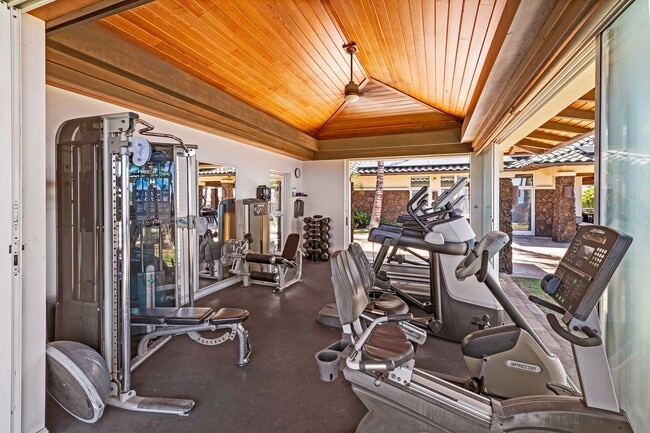 Building Photo - 3-bedroom, 2.5-bath unit | Kai Malu