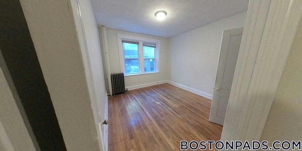 Building Photo - 1450 Commonwealth Ave
