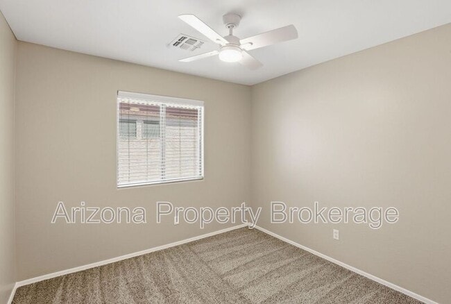 Building Photo - 8118 N 112th Ave