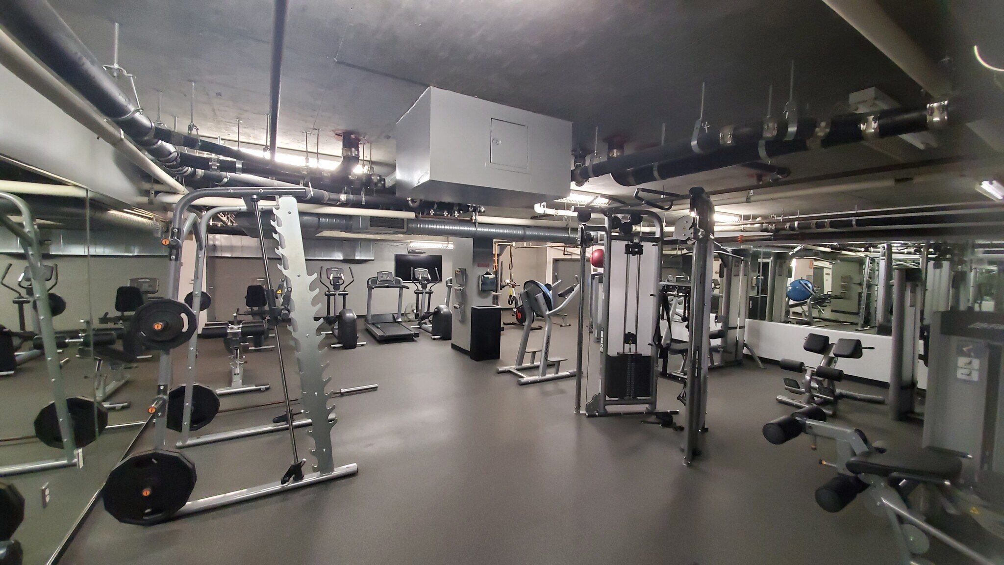 Building Photo - 1150 J St