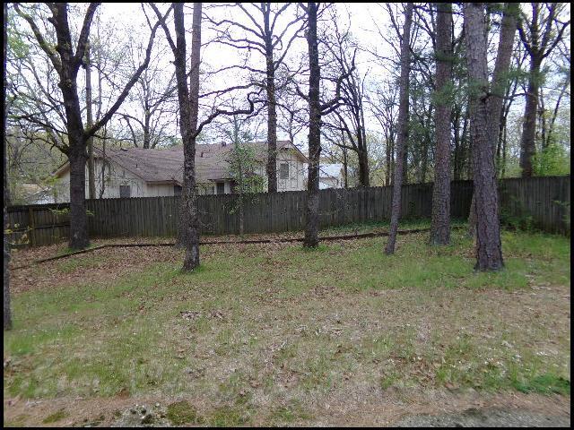 Building Photo - 711 Mimi Ln