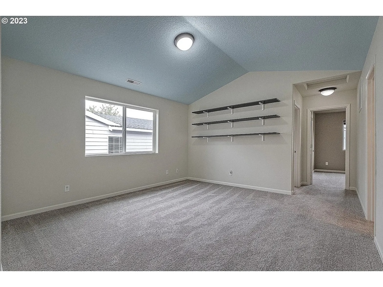 Building Photo - 5310 SE Redberry Pl