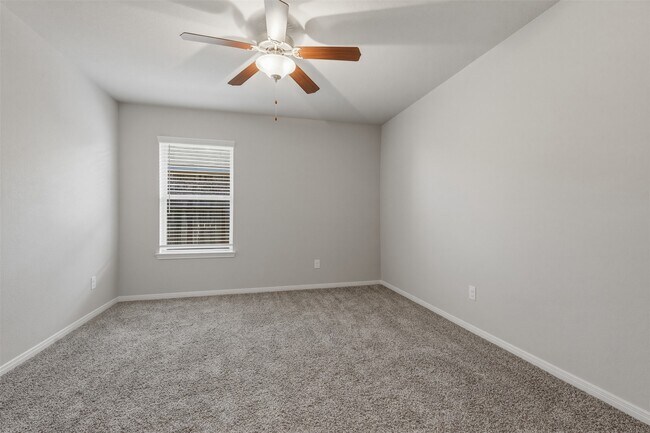 Building Photo - 12507 Fort Isabella Dr