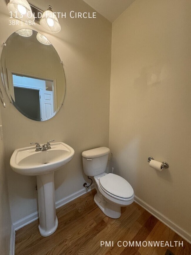 Building Photo - 113 Old Fifth Cir