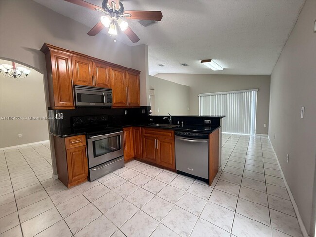 Building Photo - 15801 SW 85th St