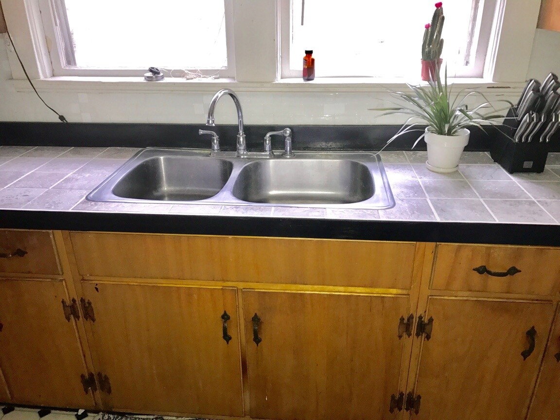 Building Photo - 171 Hillside St