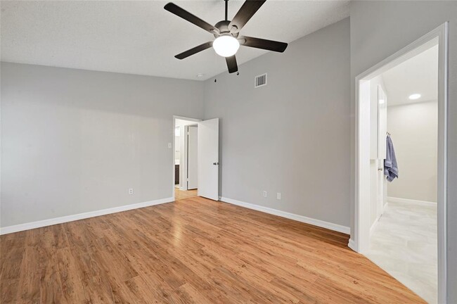 Building Photo - 4712 Velasco Pl