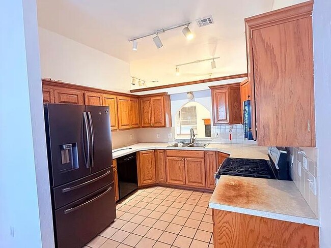 Building Photo - 1016 Westbury Terrace