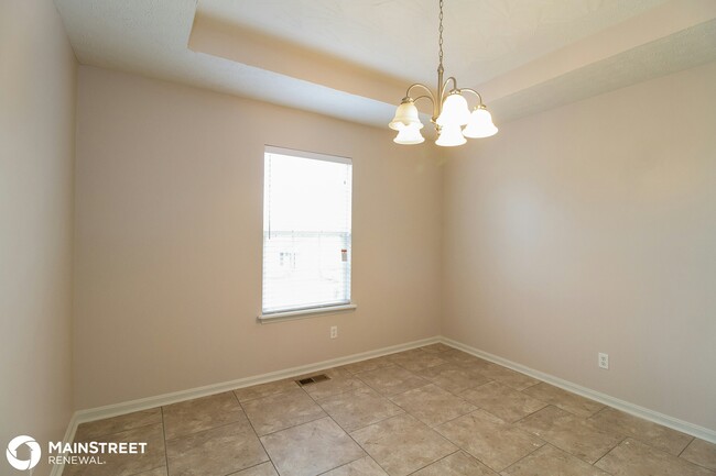 Building Photo - 9010 Sagebrush Ct