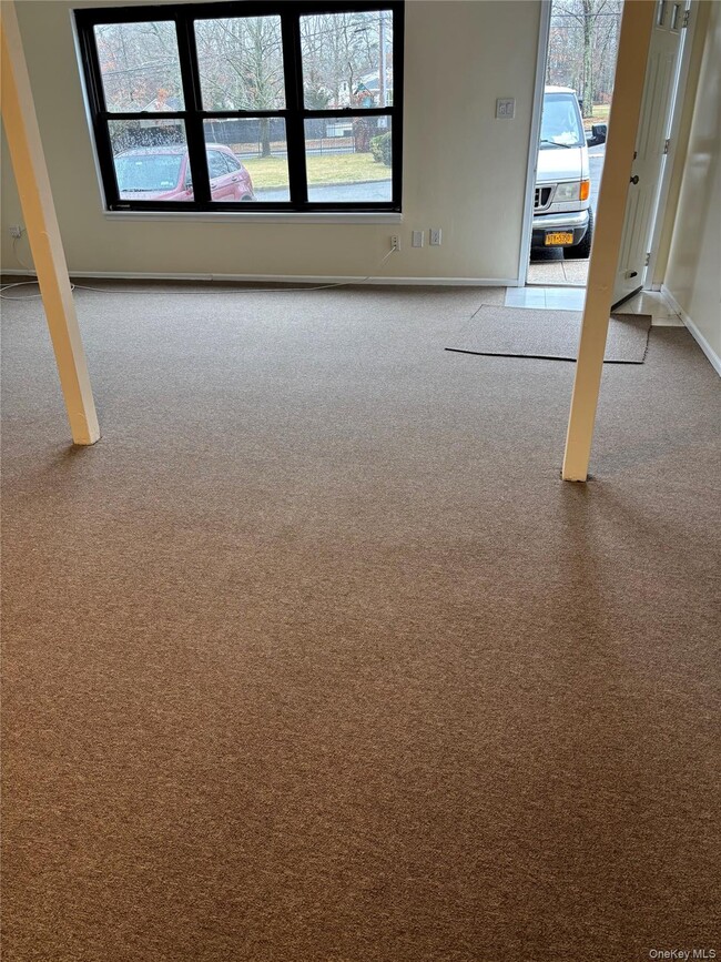 Building Photo - 9 Bailey Ct