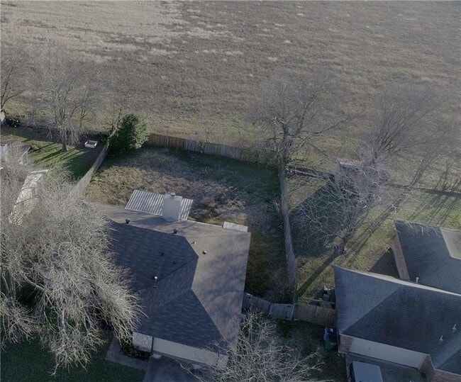 Building Photo - 603 Cedar Ridge Dr