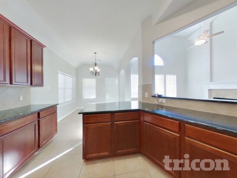 Building Photo - 11119 Maidenfair Dr