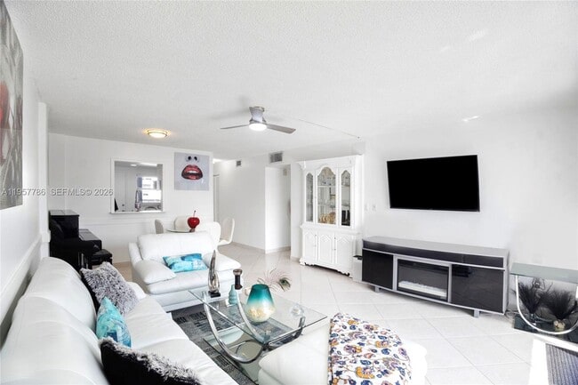 Building Photo - 3600 NE 170th St