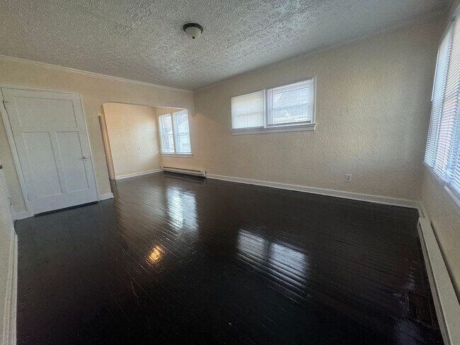 Building Photo - 2010 Auburn Ave