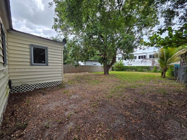 Building Photo - 315 NW 53rd St