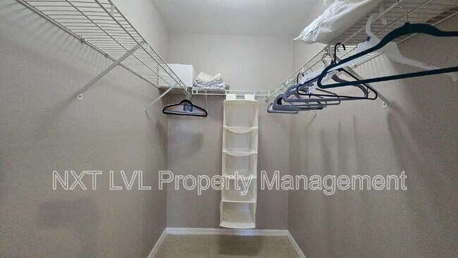 Building Photo - 4022 SW 12th Pl