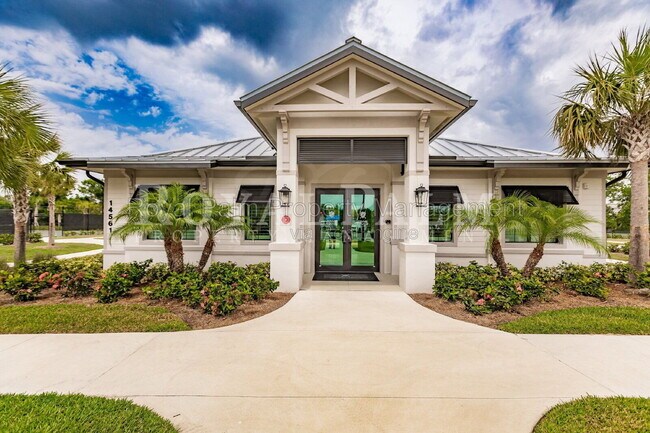 Building Photo - 14141 Heritage Landing Blvd