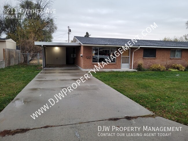 Primary Photo - Cute Nampa 2 Bed 1 Bath with Carport!