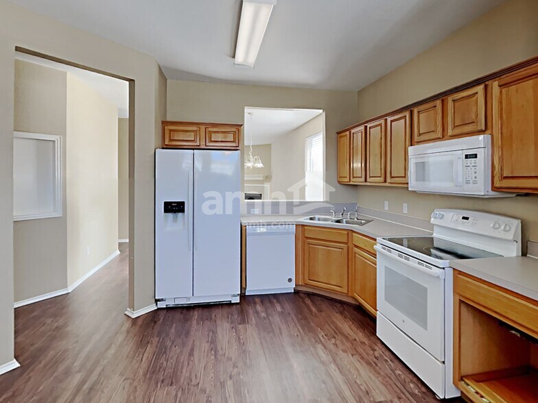 Building Photo - 8516 Rainy Lake Dr