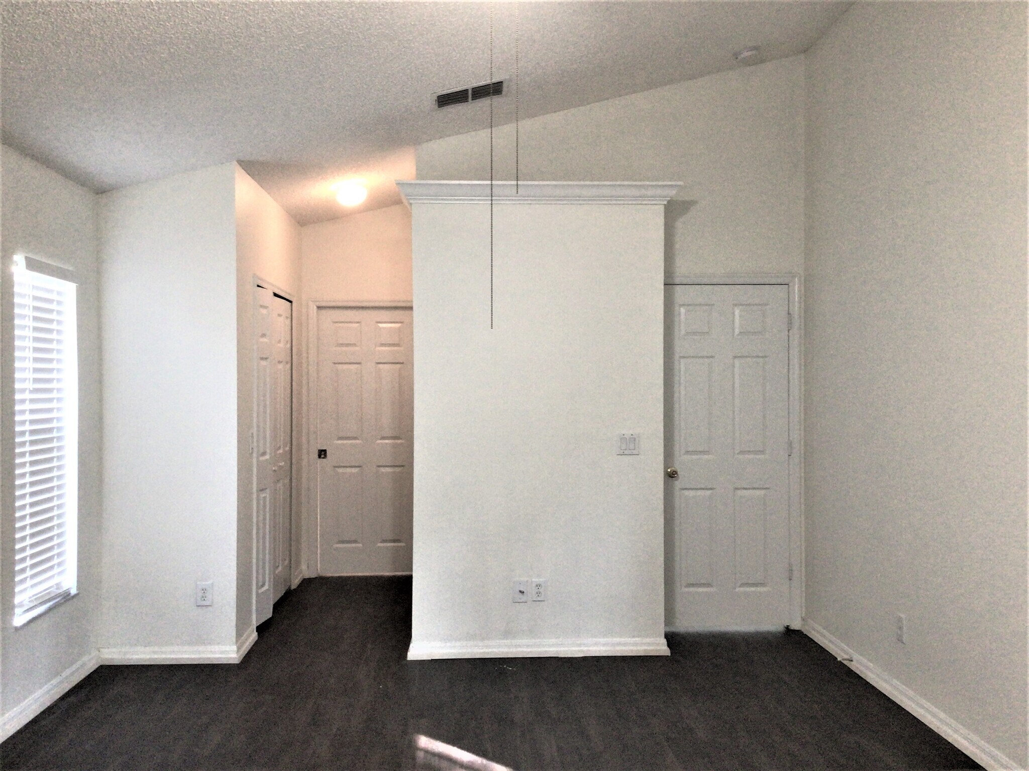 Building Photo - 882 Grand Hughey Ct