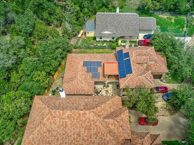 Building Photo - 1310 Minnie Dr