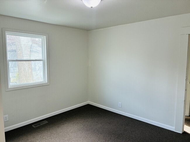 Building Photo - 508 Riley St