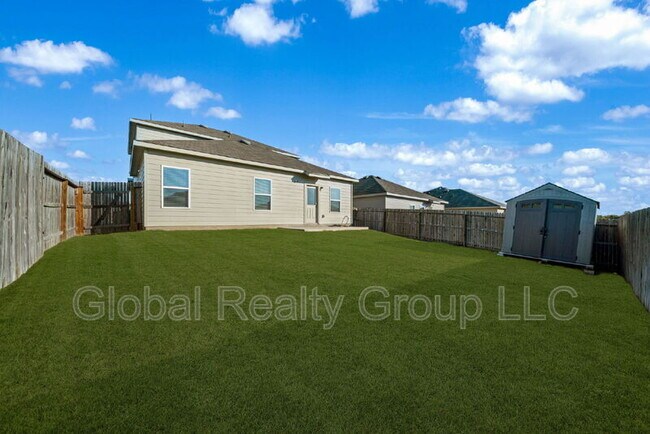 Building Photo - 10419 Lateleaf Oak